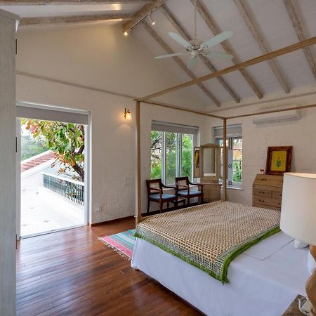 Ama Stays & Trails Chikoo Villa, Goa Олд Гоа Екстериор снимка